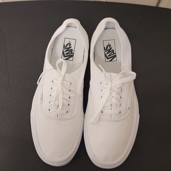 BRAND NEW VANS UNISEX AUTHENTIC CANVAS LACE-UP SNEAKERS CASUAL PLIMSOLLS SHOE - Picture 3 of 16